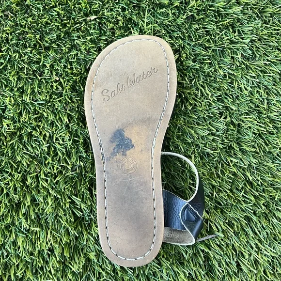 Saltwater Single Black Sandal - Picture 3 of 4